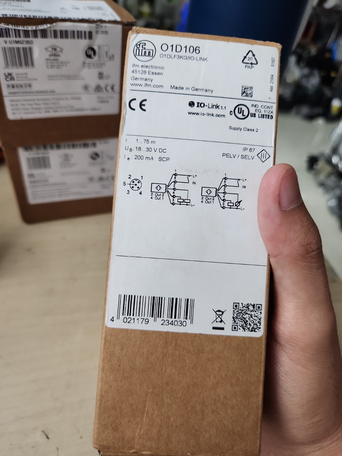 O1D106 1PCS NEW IN BOX IFM O1D106 Laser distance Sensor Fast delivery O1dlf3kg