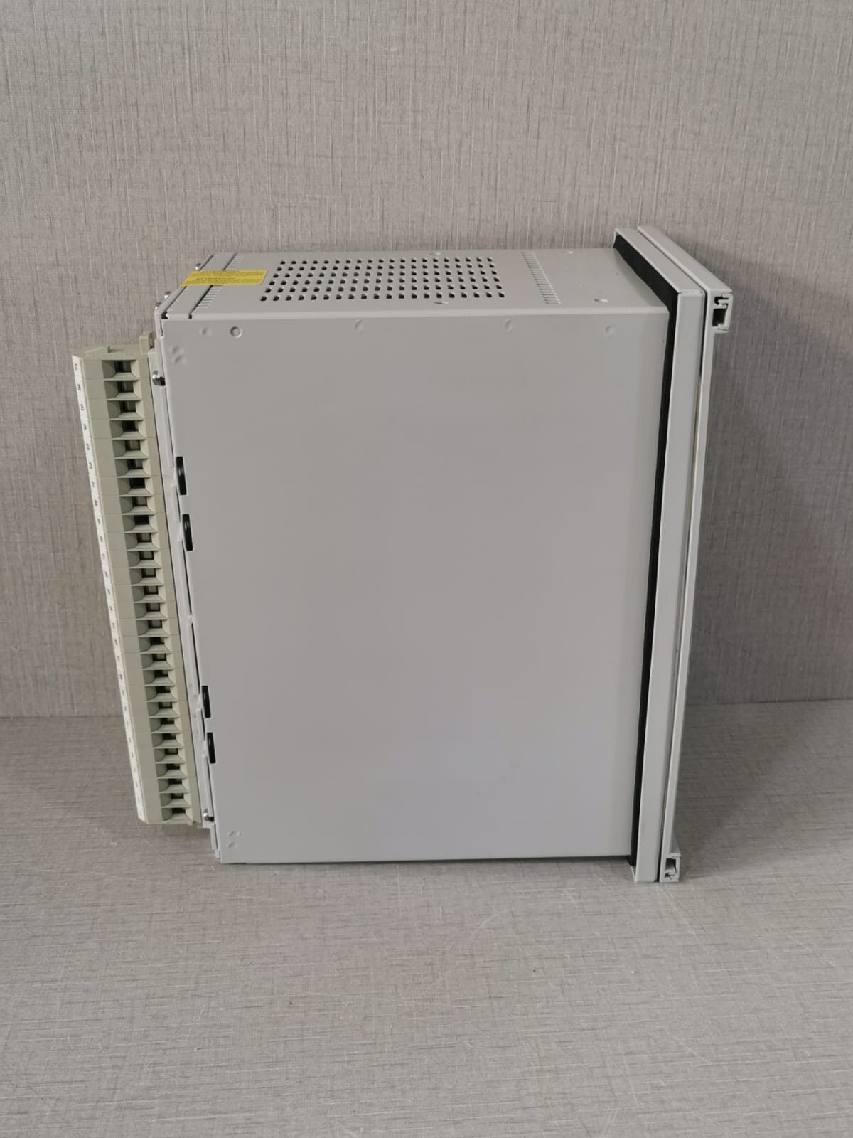REX521 ABB REX521GHHGLH50G Motor Protection Relay – NEW NO BOX