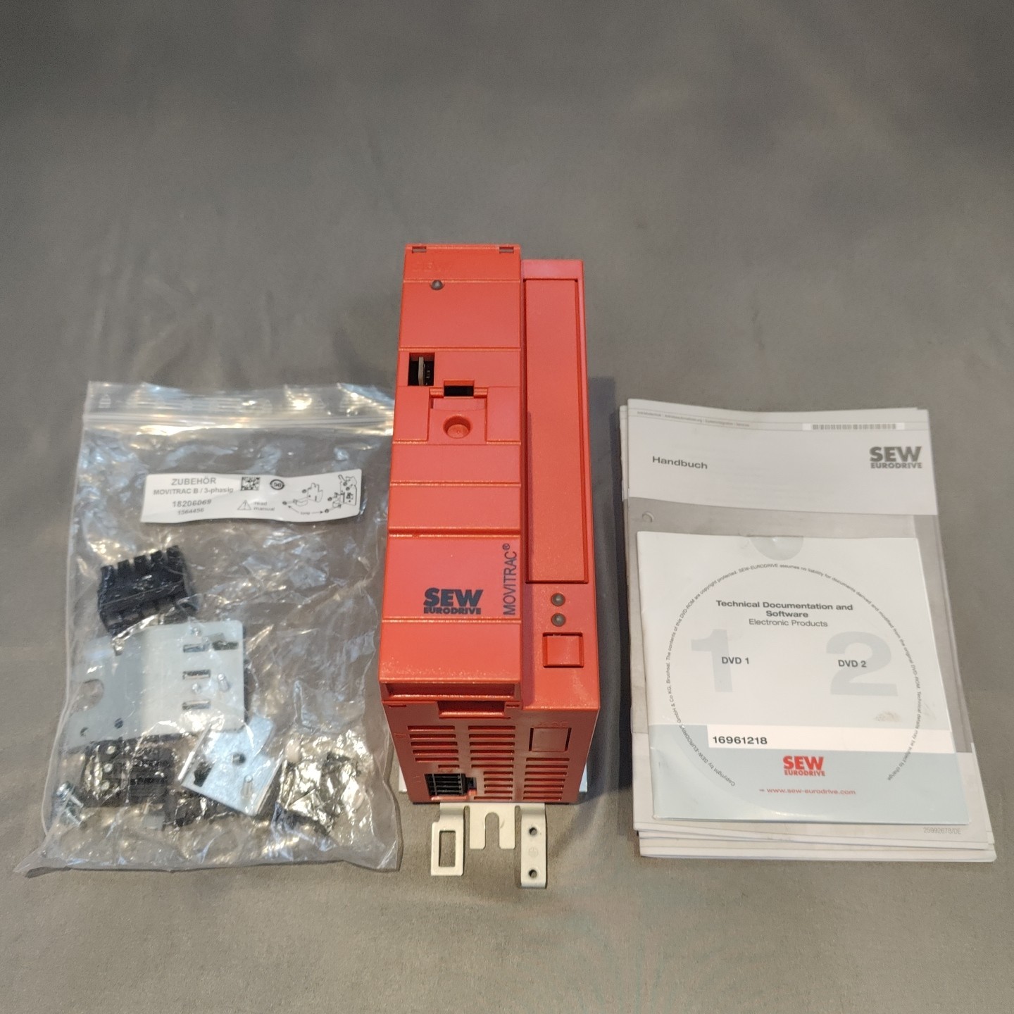 Sew Eurodrive Movitrac MC07B0015-5A3-4-00, Frequency Inverter