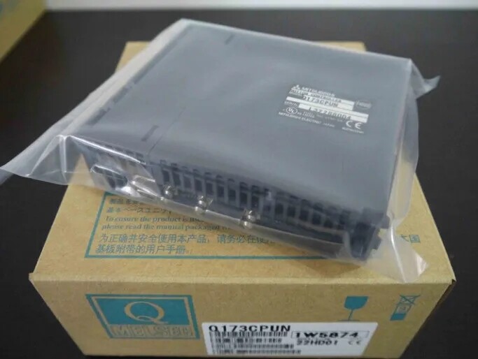 Mitsubishi Q173CPUN PLC Module 1PC New Expedited Shipping