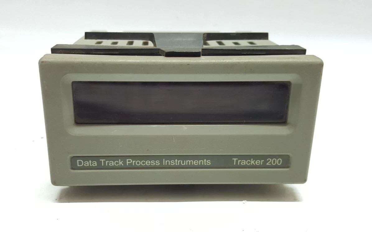DATA TRACK PROCESS INSTRUMENTS TRACKER 200 90-265V 50/60Hz 12-32VDC 7VA