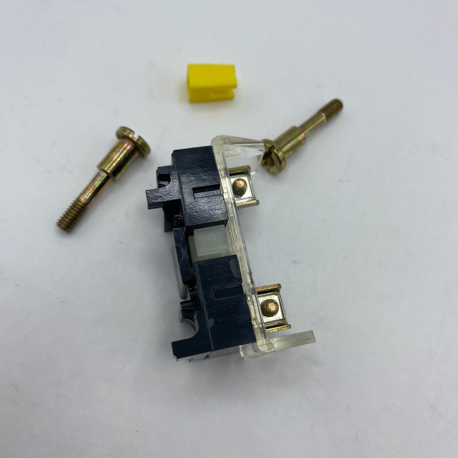 ALLEN BRADLEY AB 800T-XD5 CONTROL BLOCK SERIES D AC-15 DC-13 800TXD5🔔