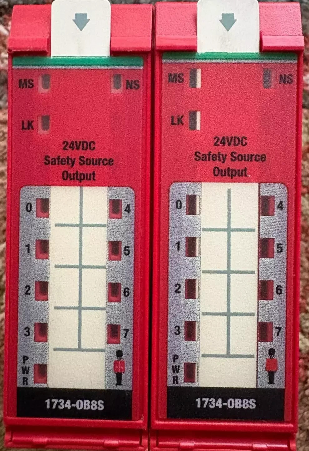 Allen Bradley Output Safety Module 1734-OB8S USED TESTED