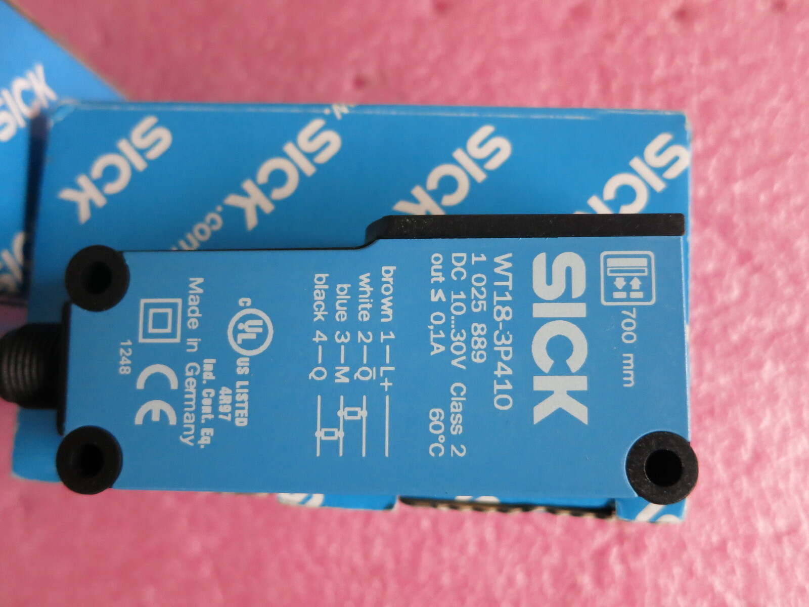 1PC New Sick WT18-3P410 1025889 Photoelectric Sensor WT183P410