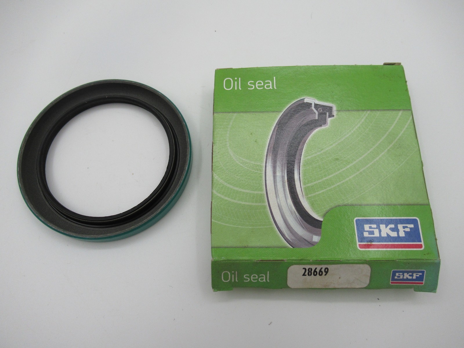 SKF 28669 Oil SEAL New in Open Box “Look”