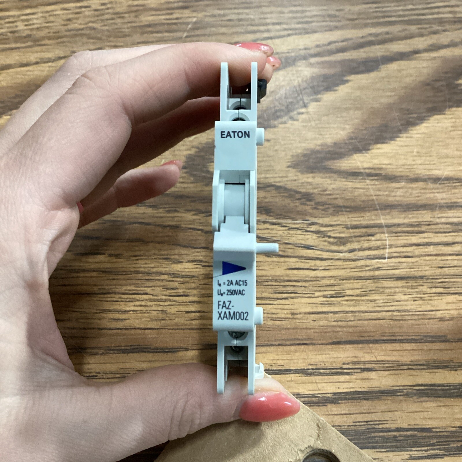 Eaton FAZ-XAM002 Auxiliary Contact 4A 250V New 🟣