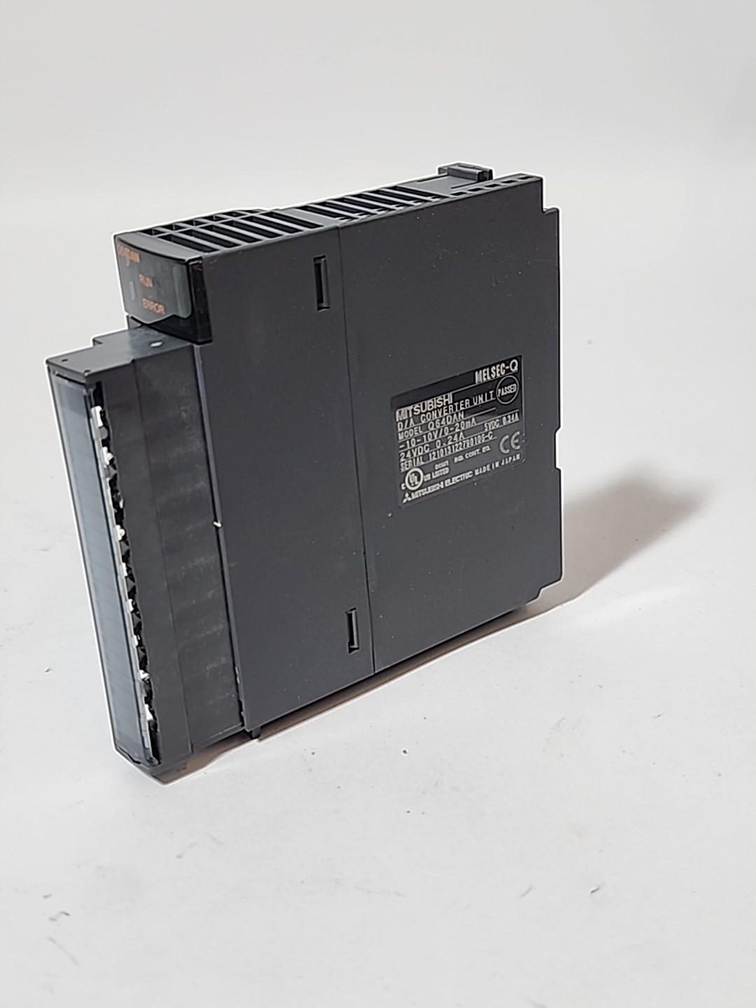Mitsubishi Q64DAN MELSEC-Q Digital Analog D/A Converter Output PLC Module