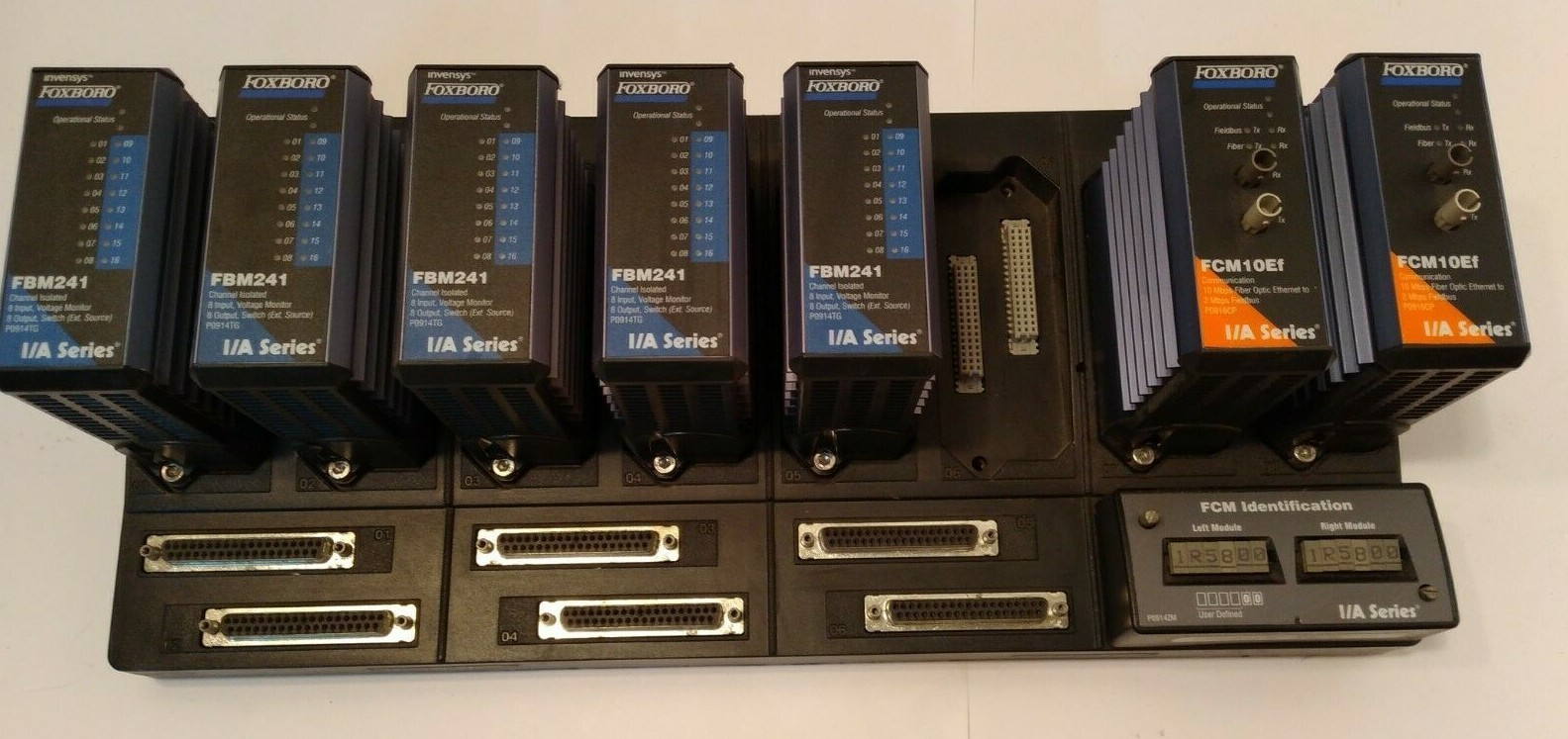 Foxboro P0914XA / P014 Fieldbus Baseplate W/ FBM241 7 FCM10Ef FCM ID P0914ZM