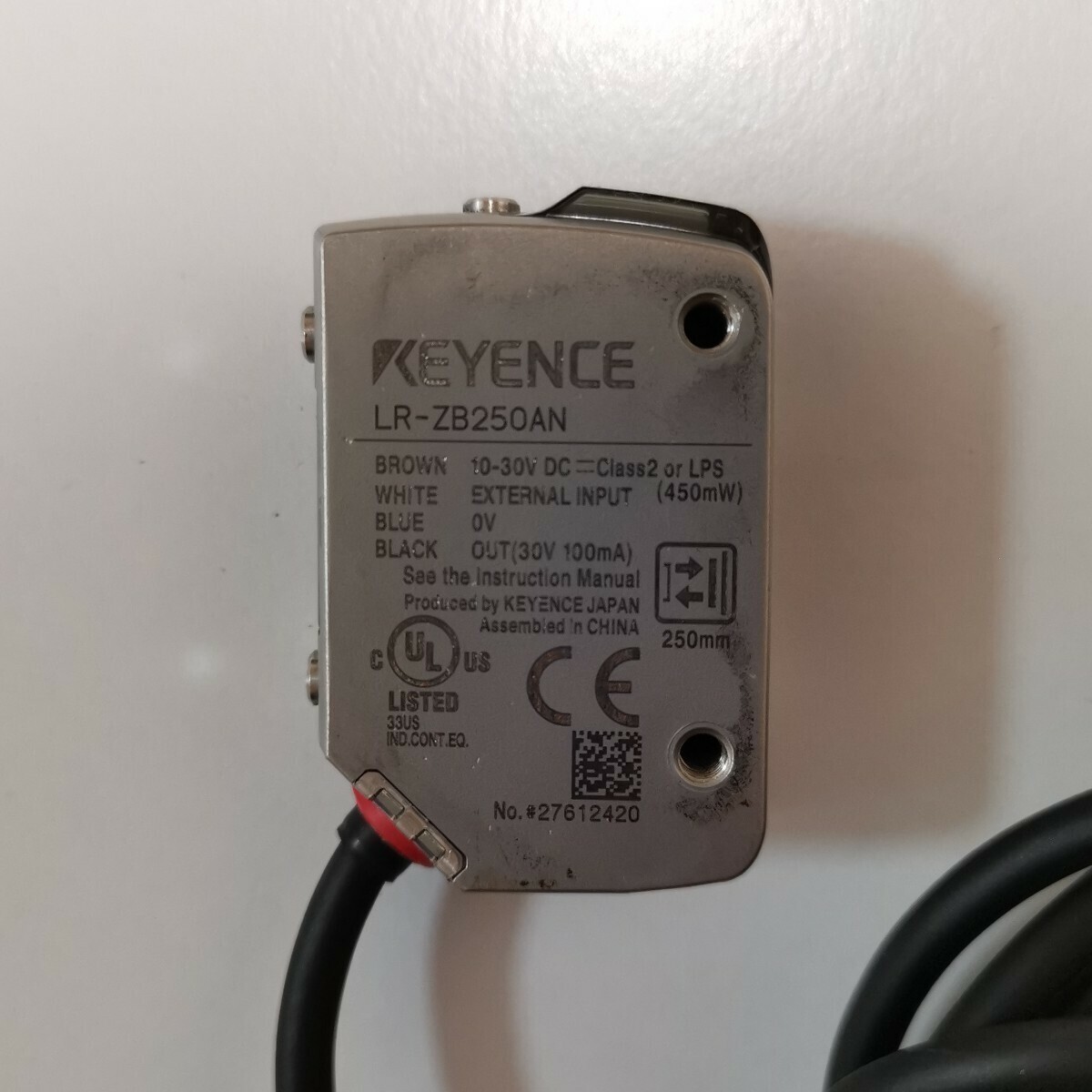Used KEYENCE sensor LR-ZB250AN LRZB250AN CMOS Laser Sensor From Japan F/S