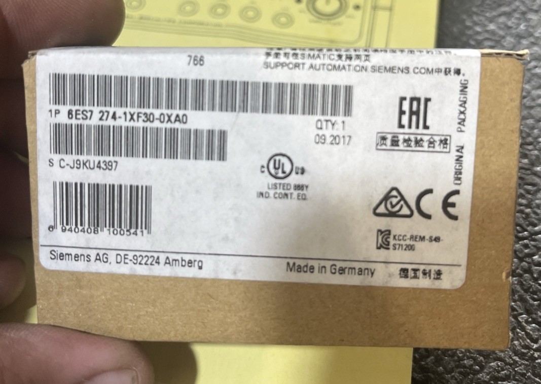Siemens SIMATIC S7-1200 6ES7 274-1XF30-0XAO Read