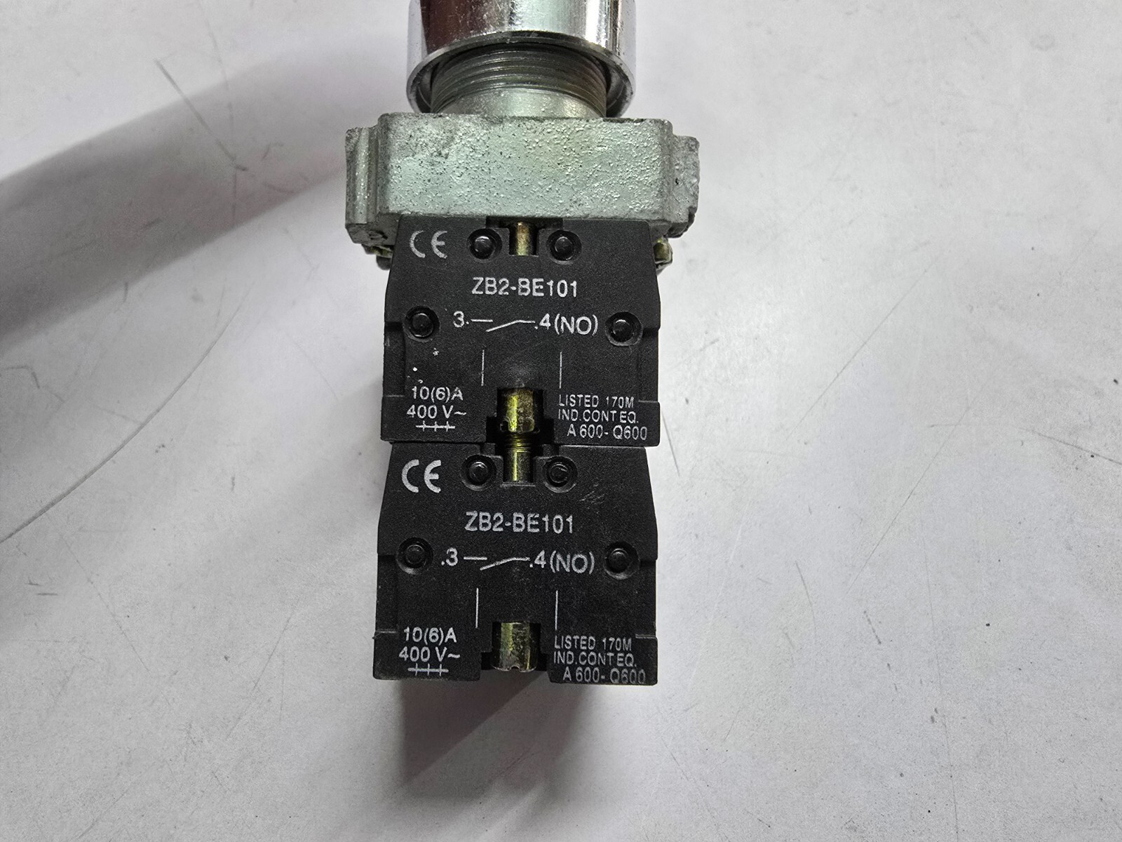 Schneider ZB2-BE101 Contact Block Joystick Controller 10(6)A 400V