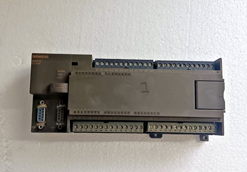 Siemens 6ES7 216-2AD23-0XB0 6ES7216-2AD23-0XB0 PLC Module (FREE SHIPPING)