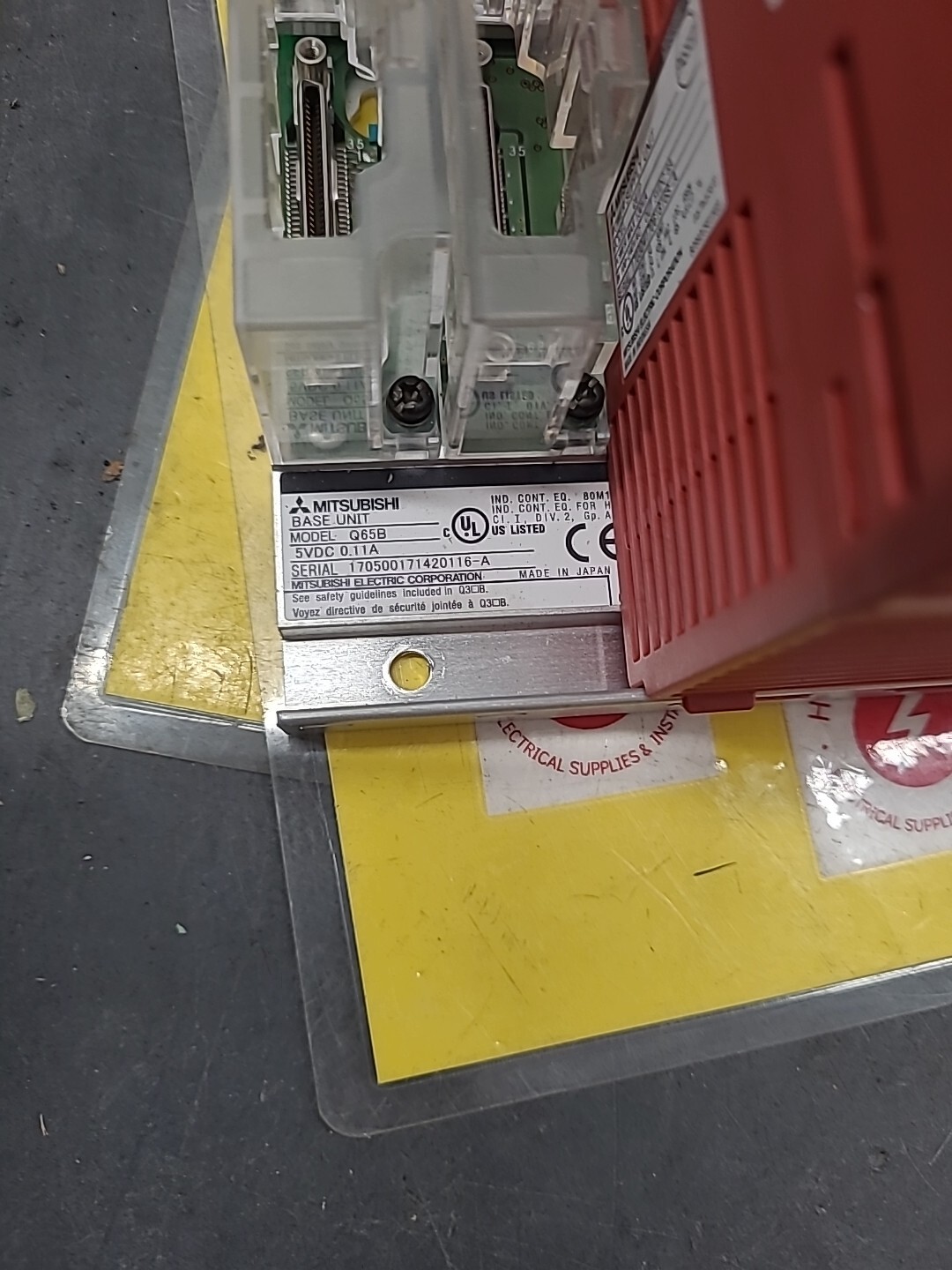 MITSUBISHI CPU MODULE, Q65B BASE UNIT, Q61P POWER SUPPLY MELSEC