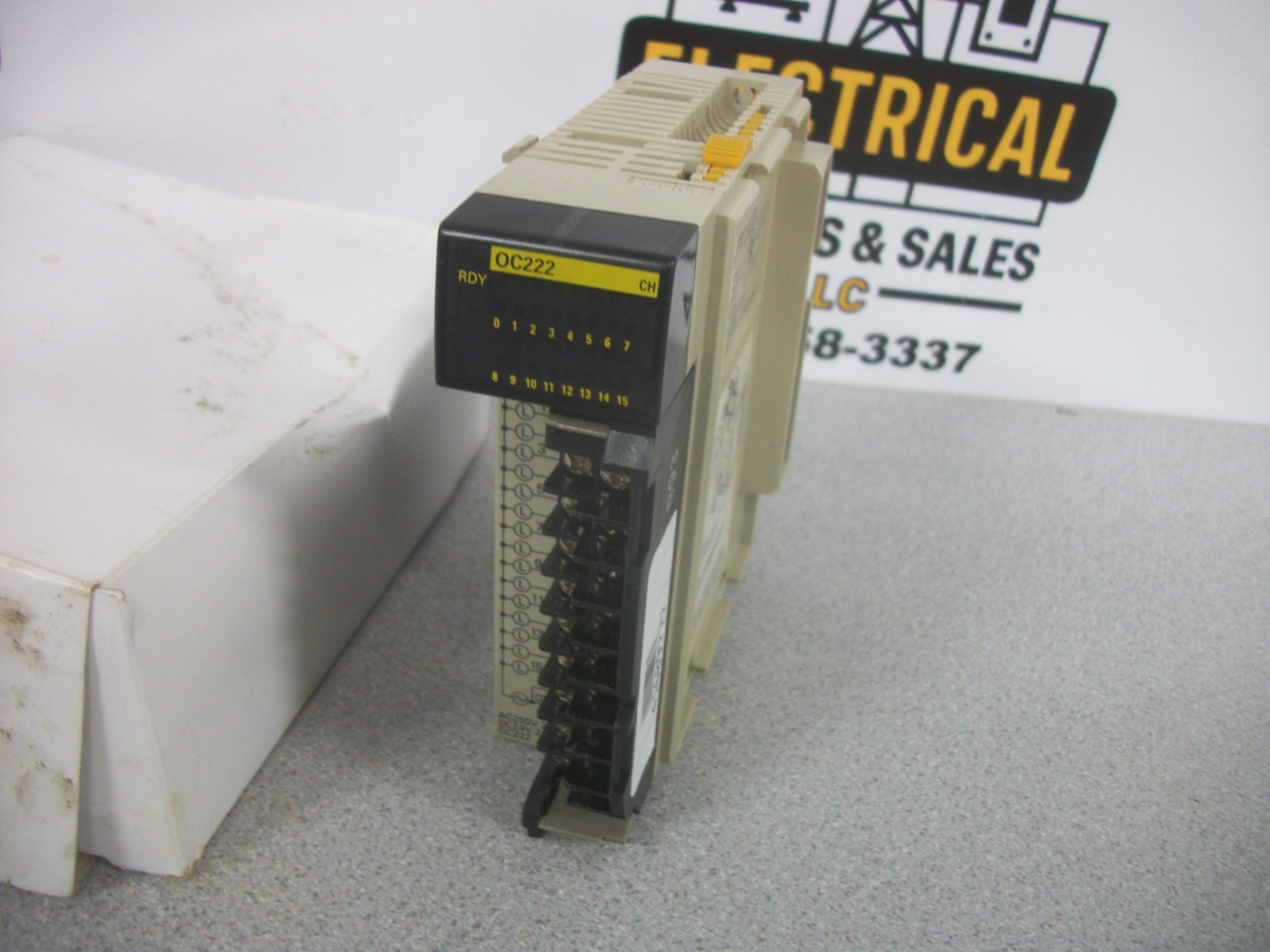 OMRON PLC OUTPUT UNIT CQM1-OC222 NIB