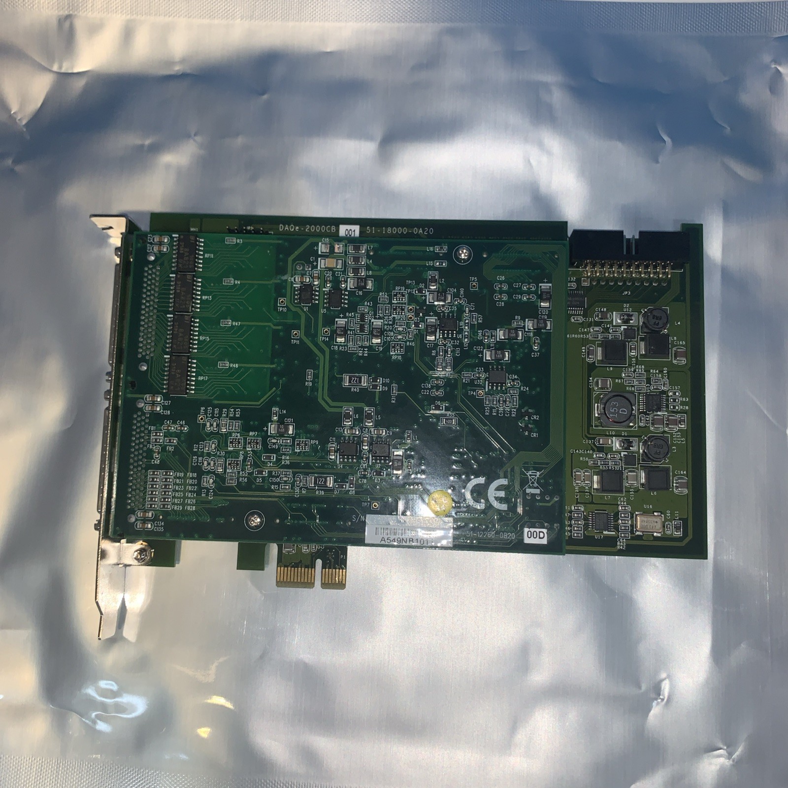 ADLINK DAQe-2000CB , 51-18000-0A20 , 51-12260-0B20 BOARD Card