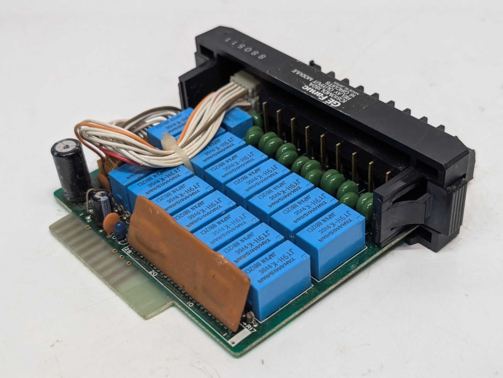 GE Fanuc IC610MDL182A digital Relay Output Module 16 circuits for Series One PLC