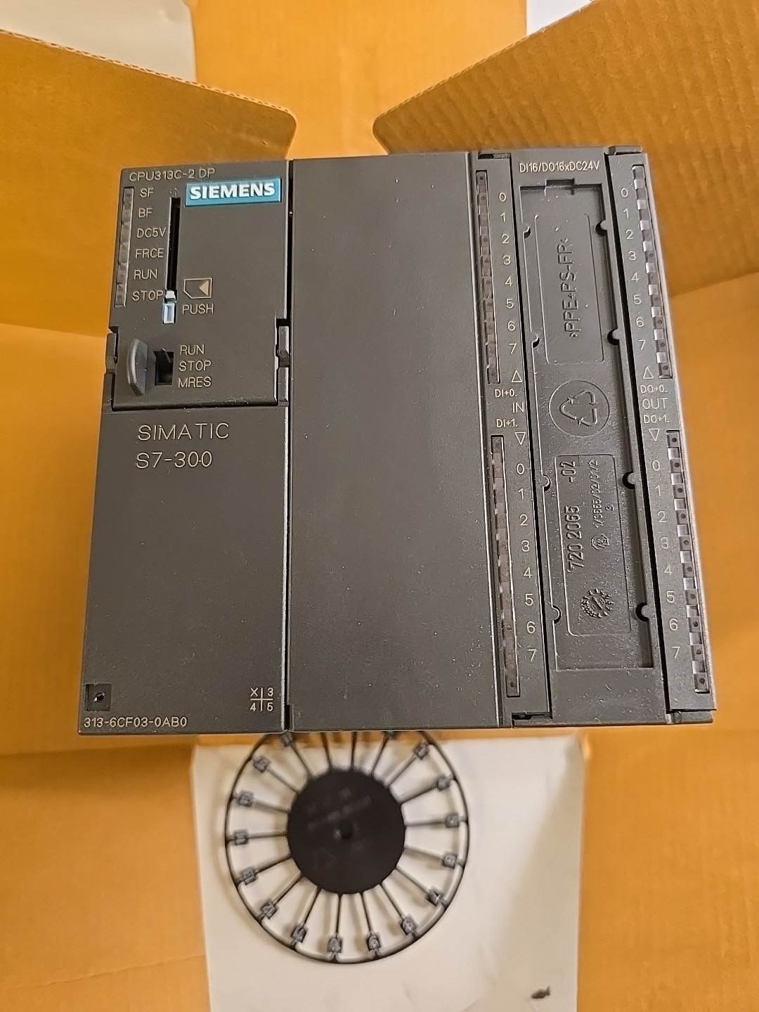 Siemens CPU S7-300 6ES7 313-6CF03-0AB0 PLC FREE SHIPPING NEW