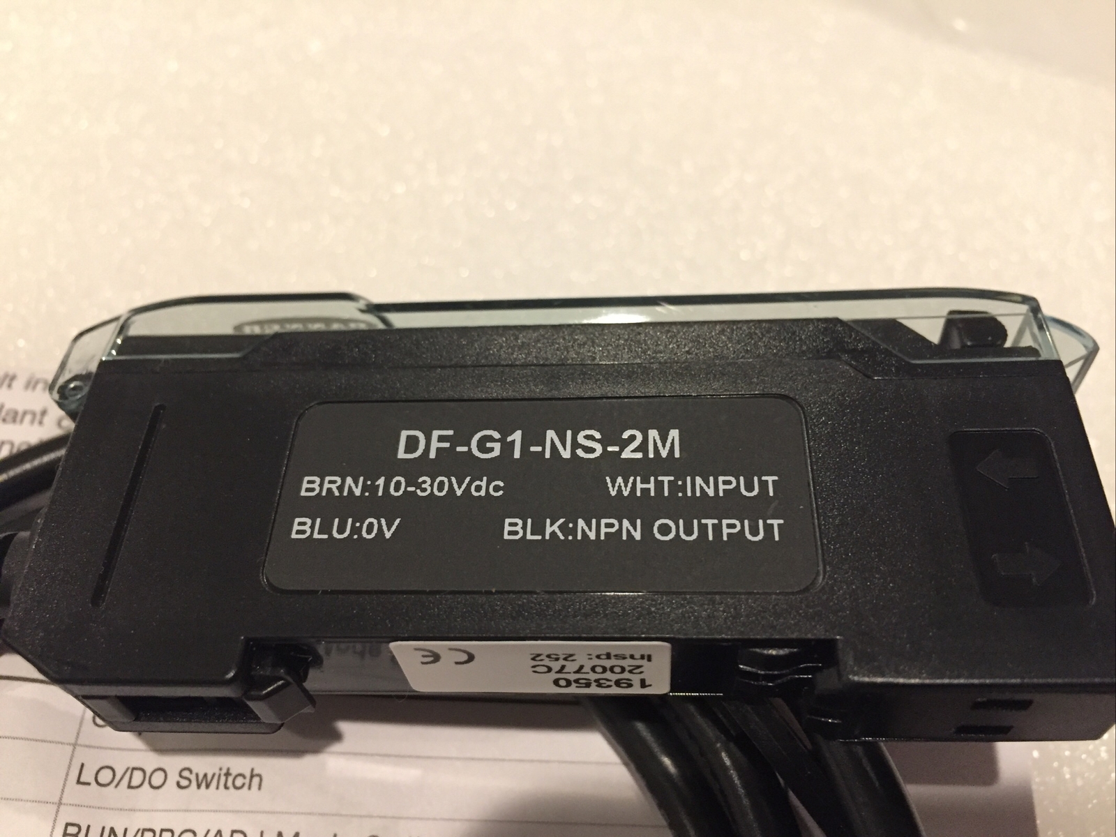 BANNER DF-G1-NS-2M, BRN: 10-30Vdc, New open box