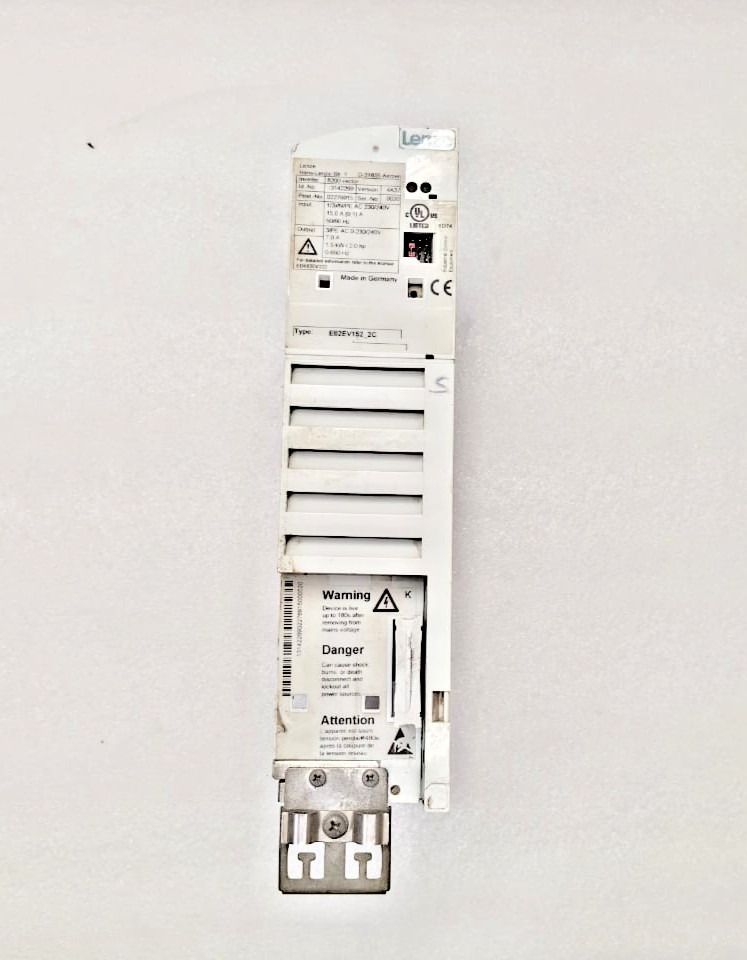 Lenze E82EV152_2C Vector Drive 8200 Series Frequency Inverter 1.5 KW/2HP