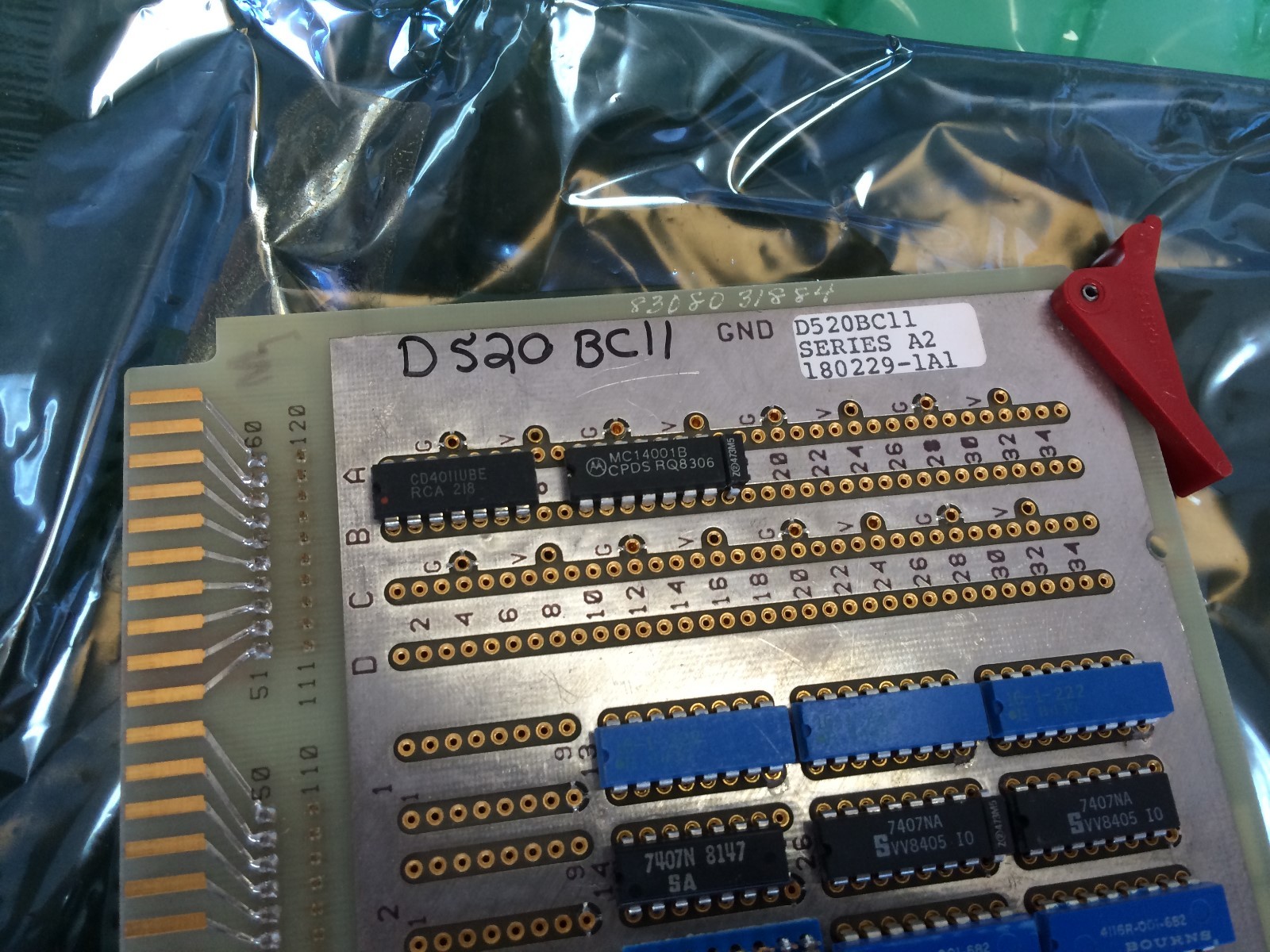 NEW CUTLER-HAMMER Eaton D520BC11 PC BOARD CA64199-P67 EMC-1,X8136-LG676-X,BF,FK