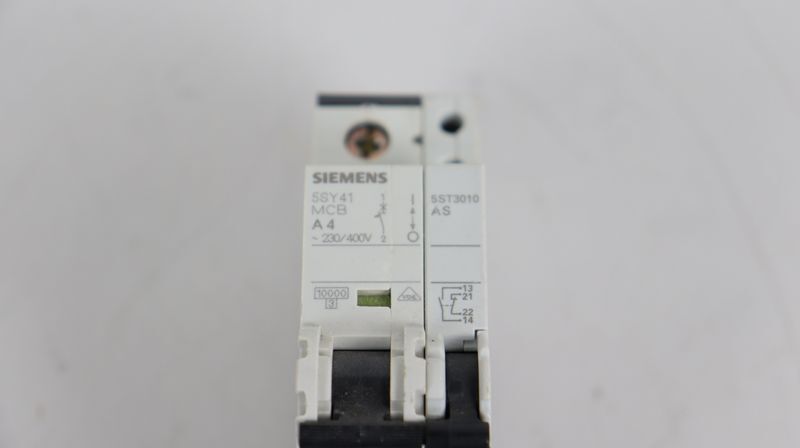 Siemens Circuit Breaker 5SY41 MCB A4 + 5ST3010AS EXCELLENT CONDITION