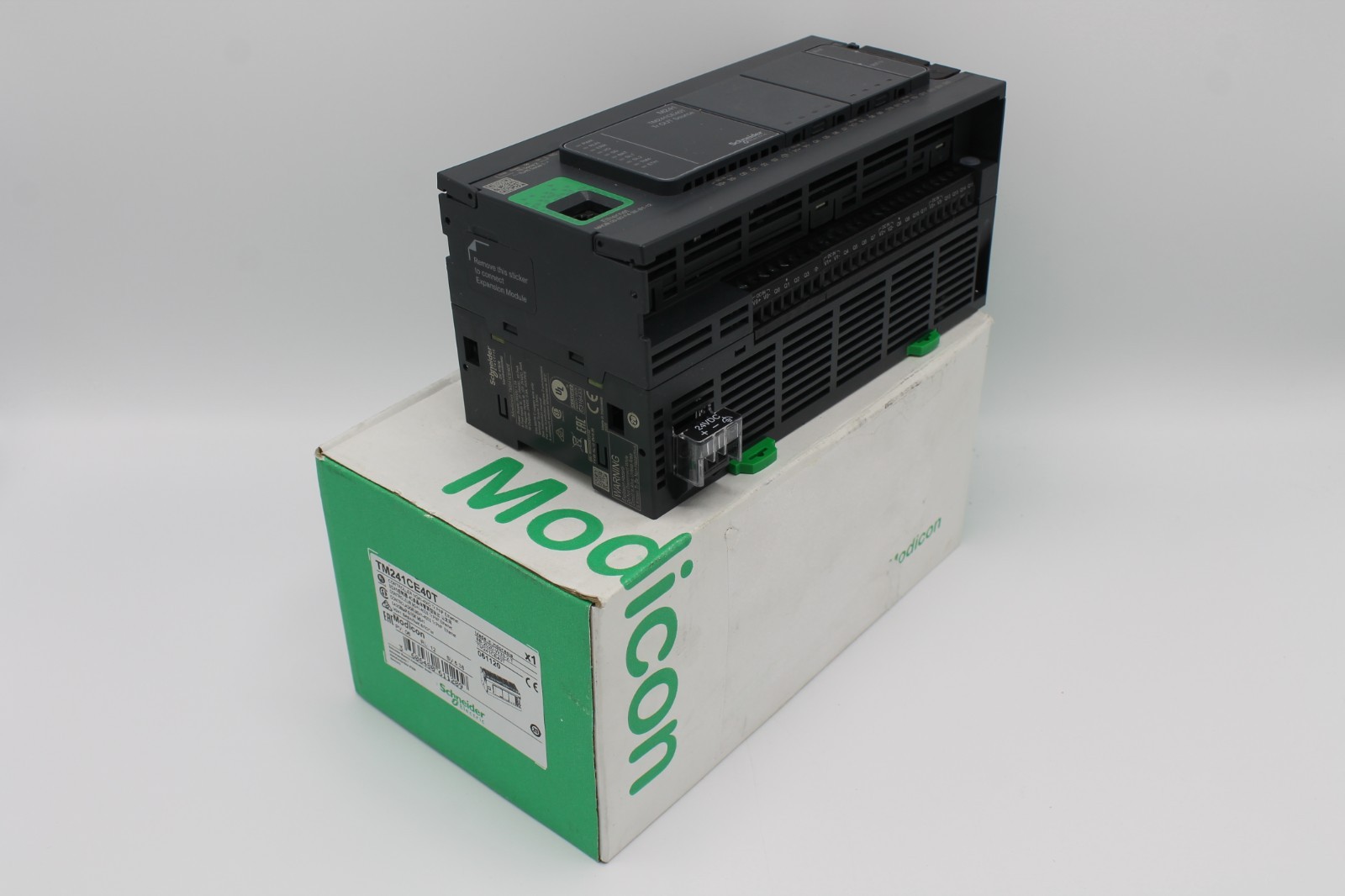 Schneider Electric TM241CE40T Modicon M241 Controller / PLC Controller (NEW ORIGINAL BOX)