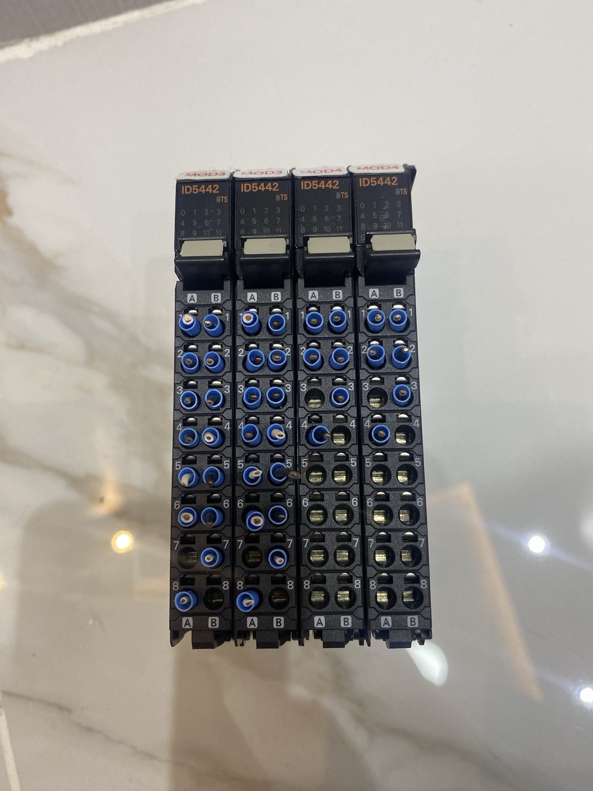 4x Omron NX-ID5442 Digital Input Unit (Lot Of 4 Pieces)