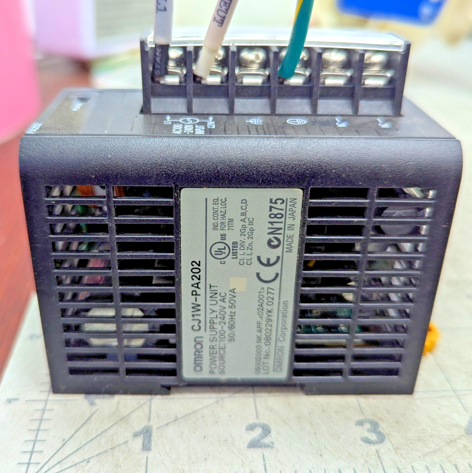 OMRON CJ1W-PA202 Power Supply Unit, 100-240 VAC, 14W