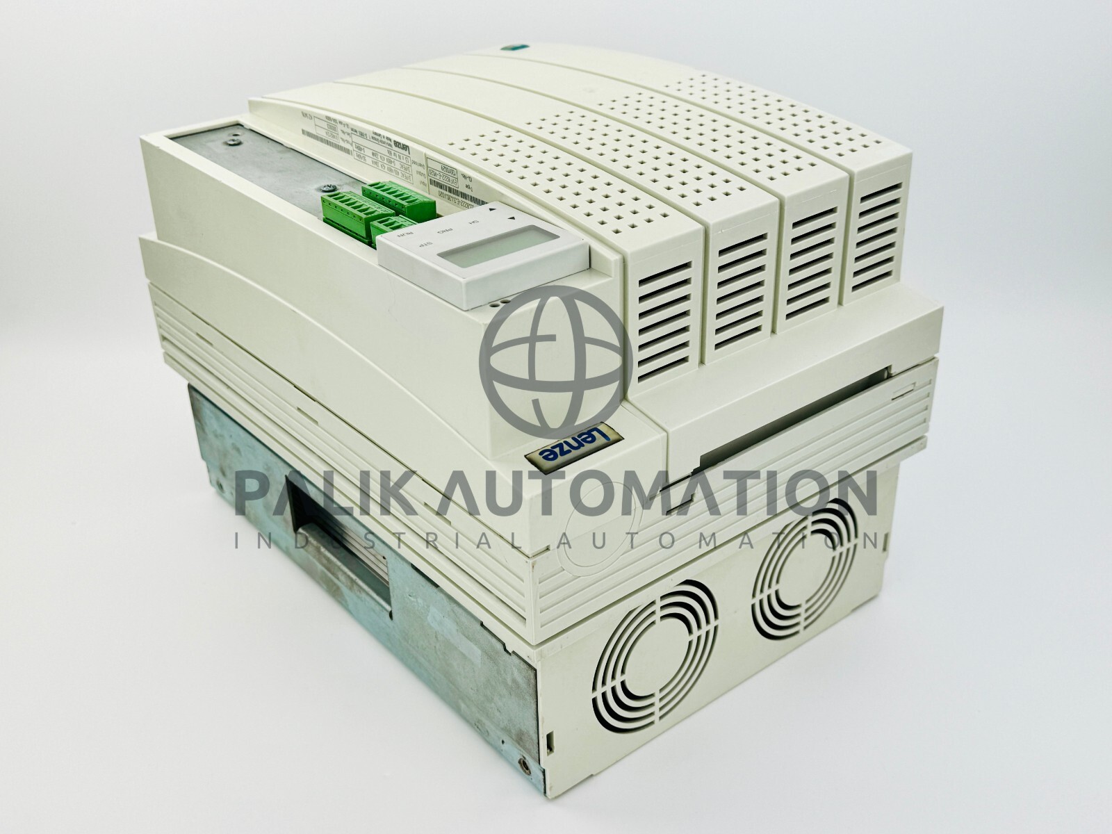 LENZE EVF8222-E-V020 SERVO DRIVE + PANEL SERVO CONTROLLER 8200 SERIES USED