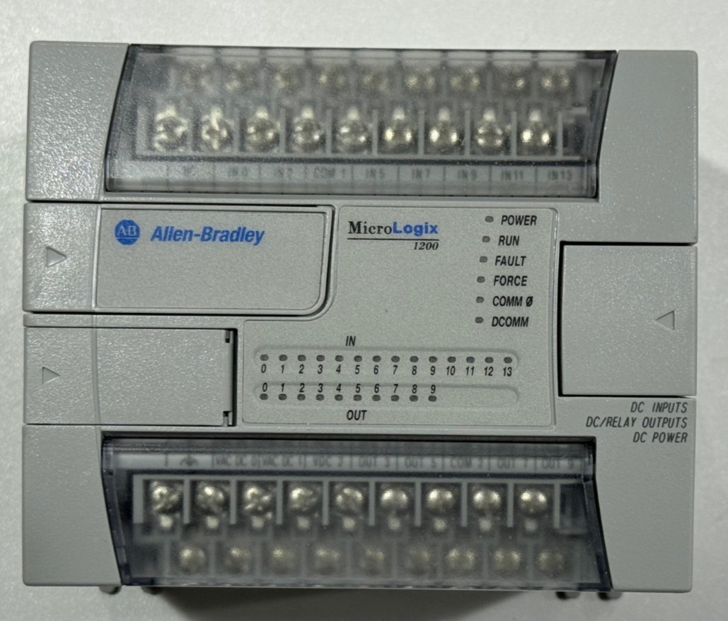Allen-Bradley MicroLogix 1200 24VDC Programmable Logic Controller (1762-L24BXB)