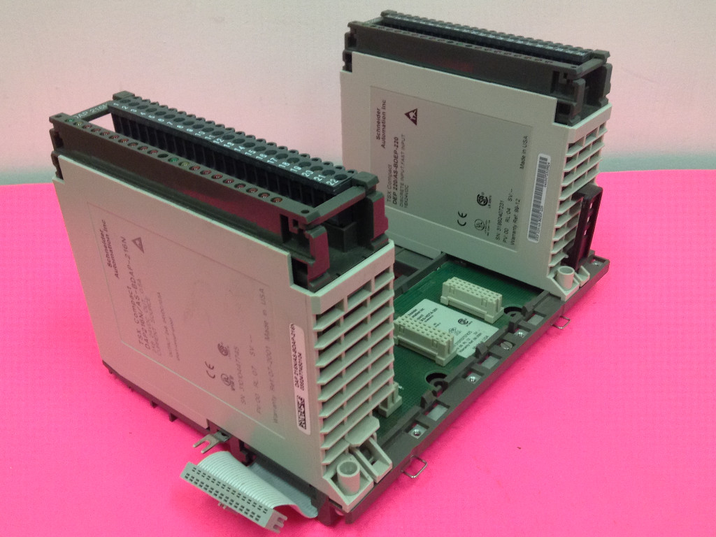 Schneider Automation – DTA 201/AS-HDTA-201 Secondary Subrack 5 Slot – w/ Modules