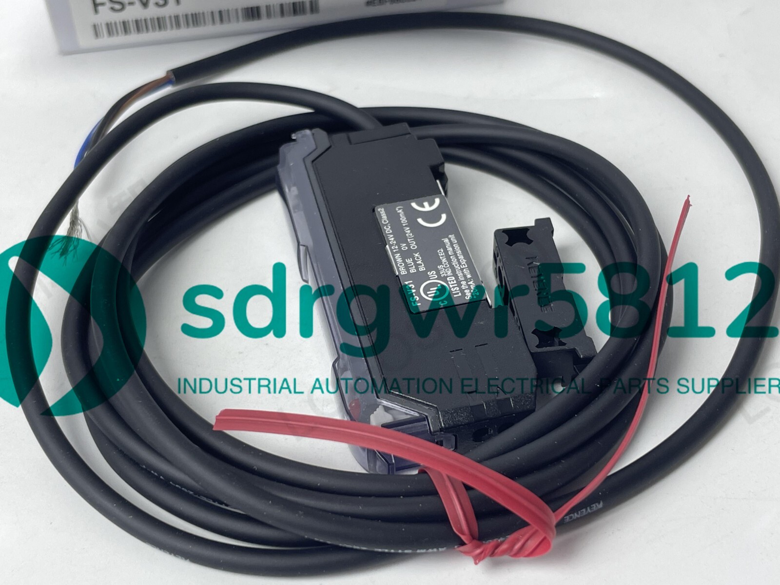 Keyence Digital Fiber Optic Sensor Switch Amplifier FS-V31 FSV31 New in box #F