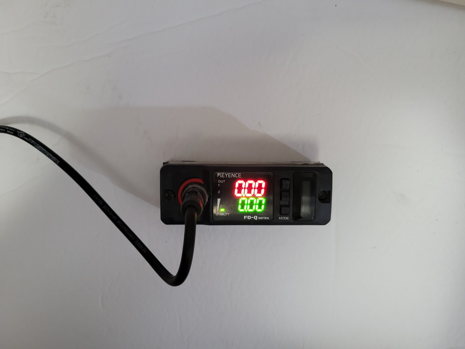 KEYENCE FD-Q10C Flow Sensor 0.25-0.375 in. Clamp On Meter with Bracket & Cable