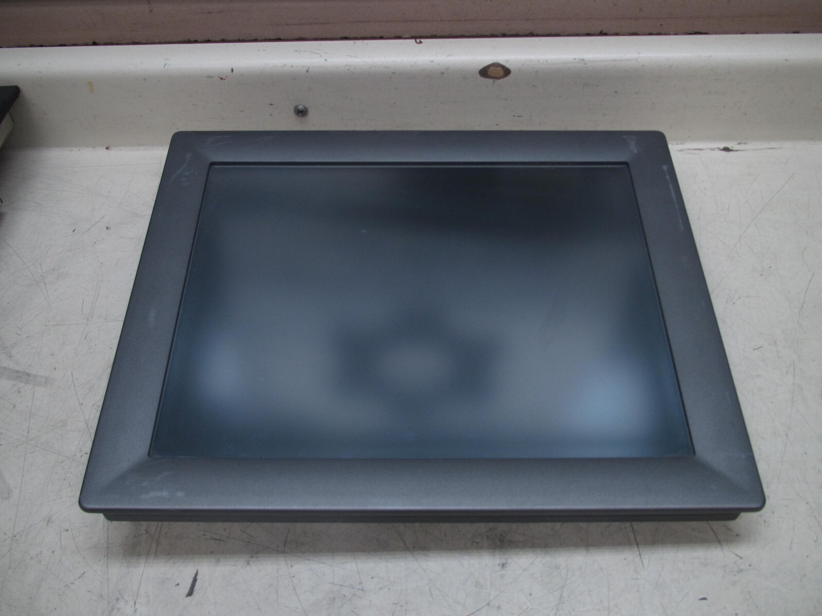 Advantech FPM-2170G R3AE Industrial Monitor 17” SXGA Operator Interface Display