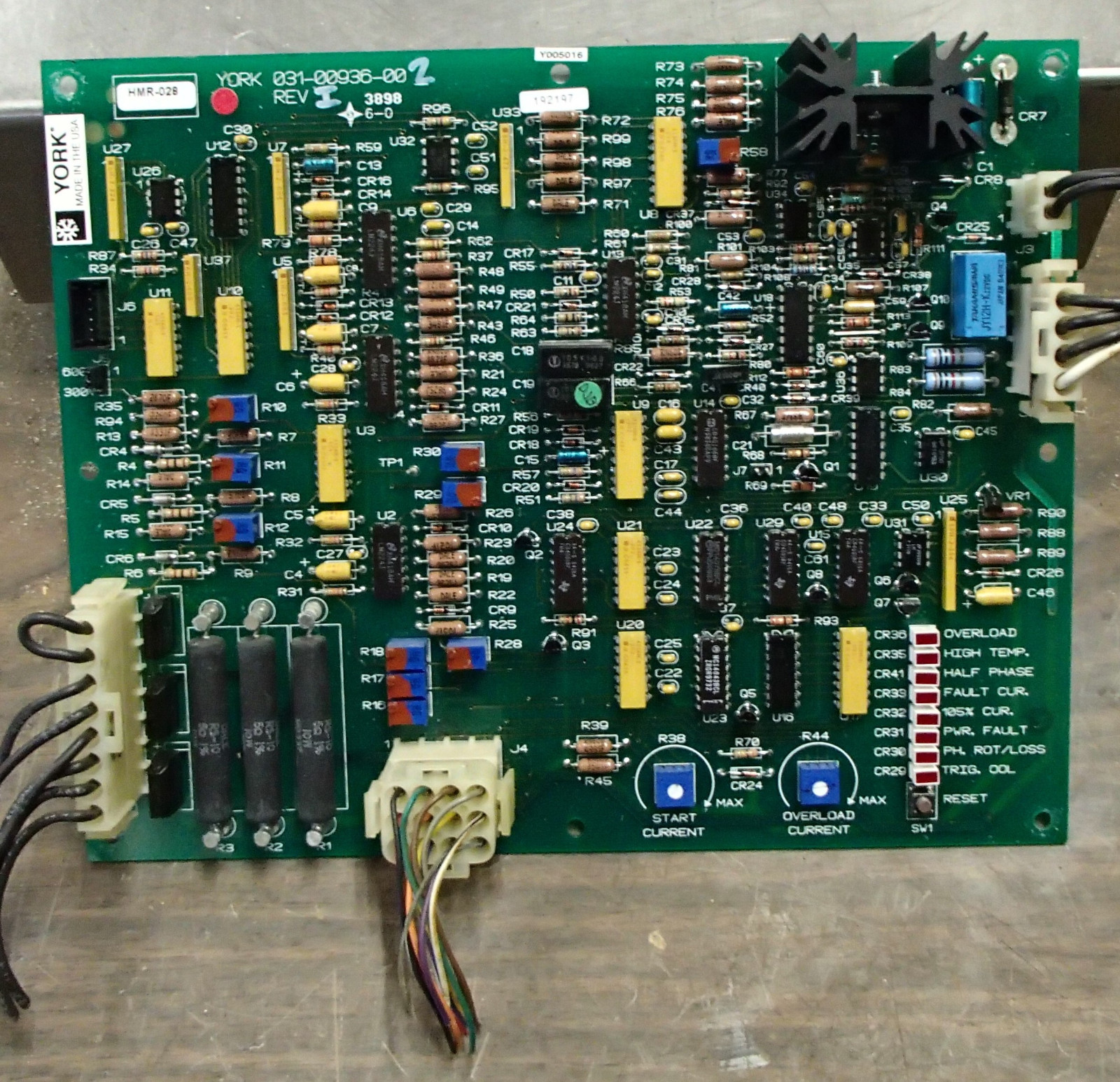 York 031-00936-002 Rev I Logic Control Circuit Board Chiller removedYSCACAS2-CHC