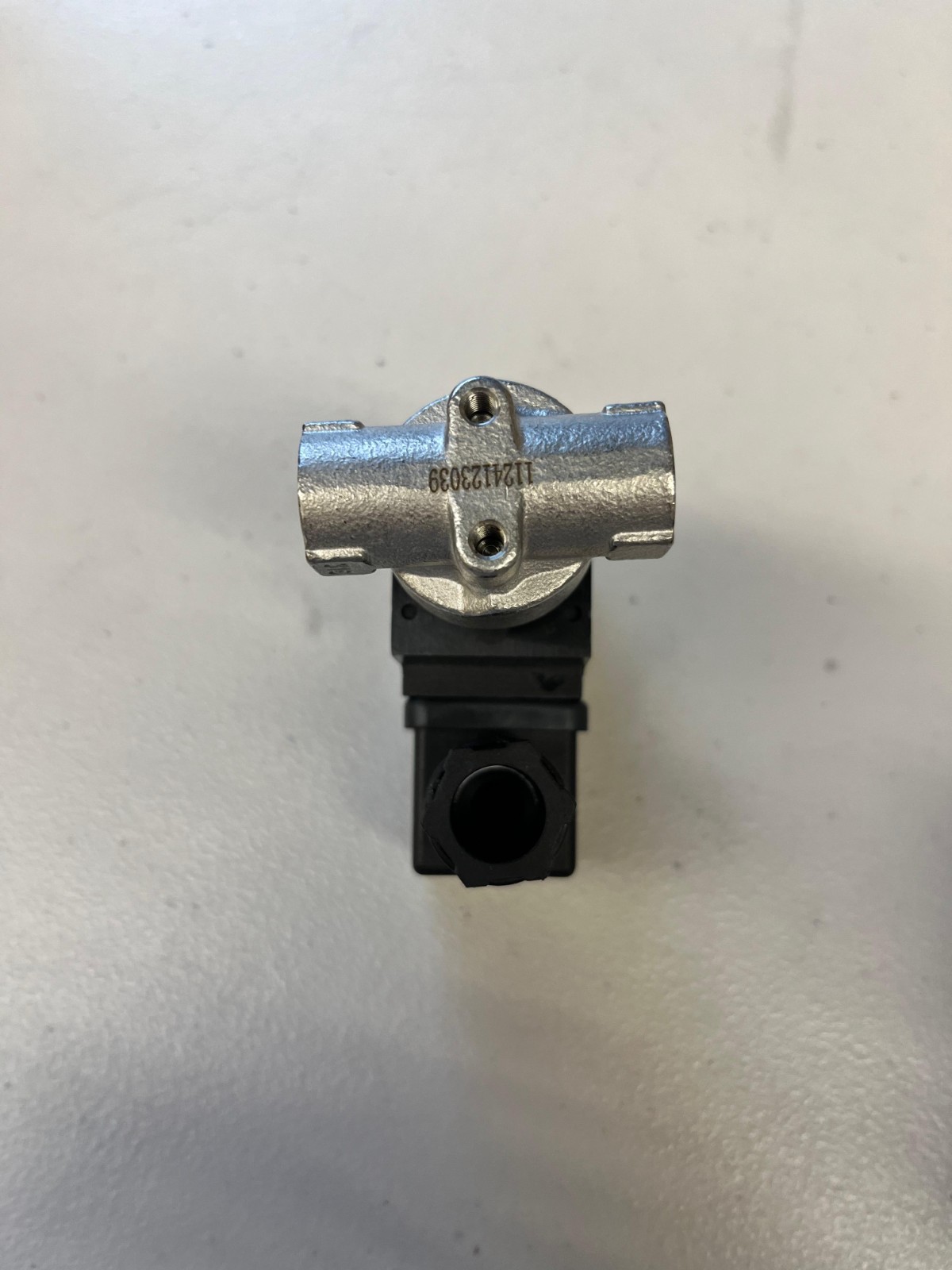 1/4″ NPT 110V AC Stainless Steel Solenoid Valve, Viton Seals, MH62011