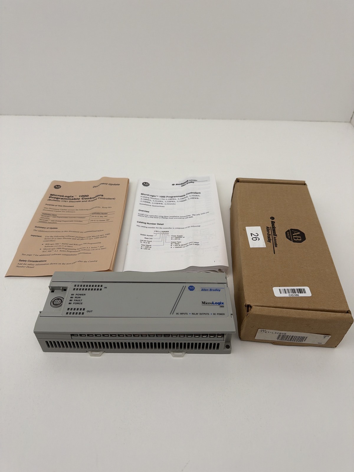 Allen-Bradley 1761-L32BWB MicroLogix 1000 PLC Controller, 32 Point, 24VDC