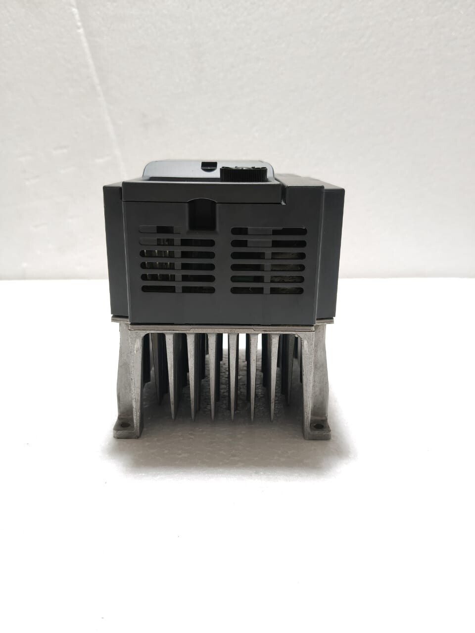 MITSUBISHI INVETER FR-D740-012-EC 3PH 380-480VAC FREE FAST