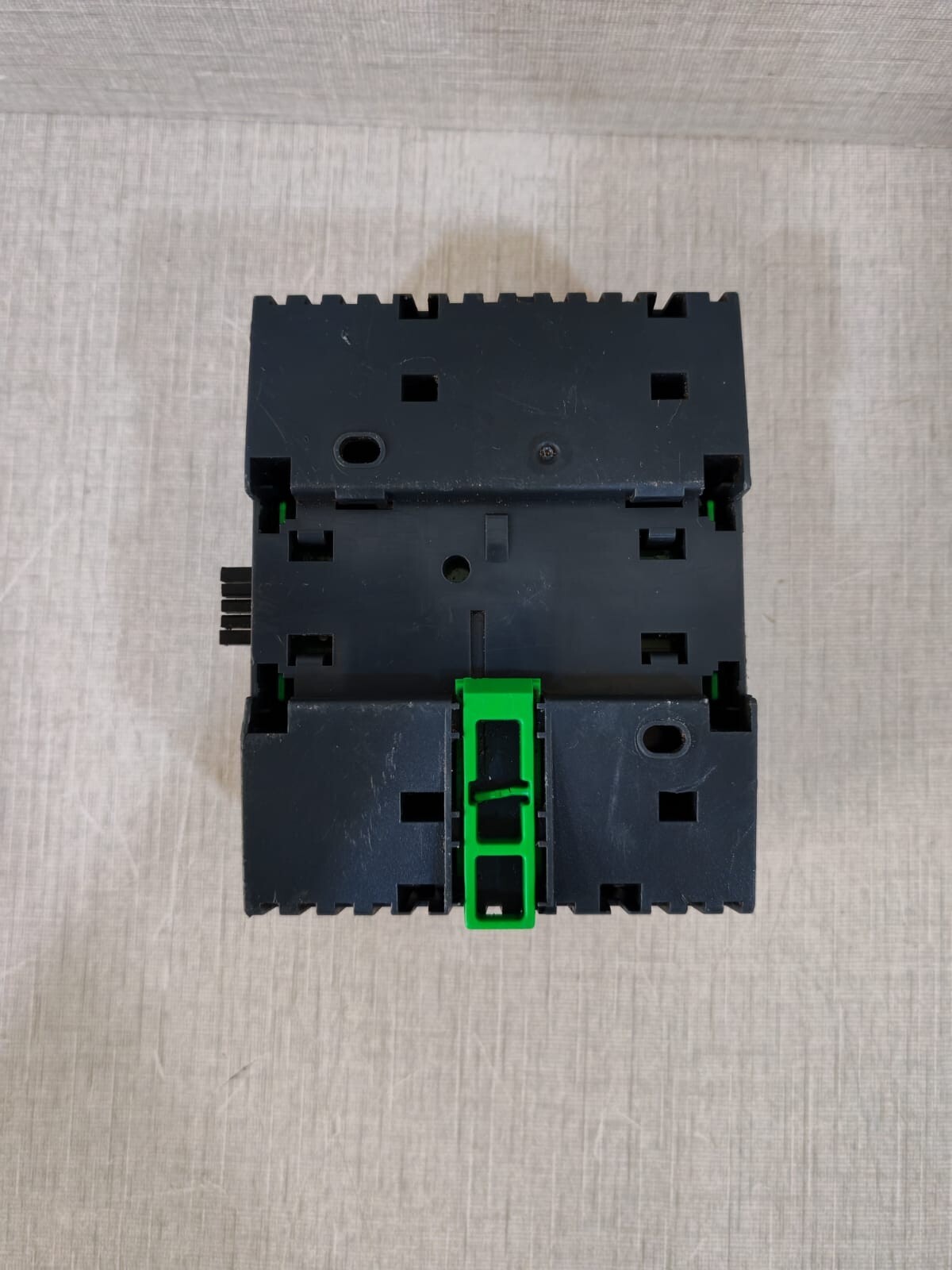 Schneider Electric PS-24V Power Supply P/n: SXWPS24VX10001 with Base