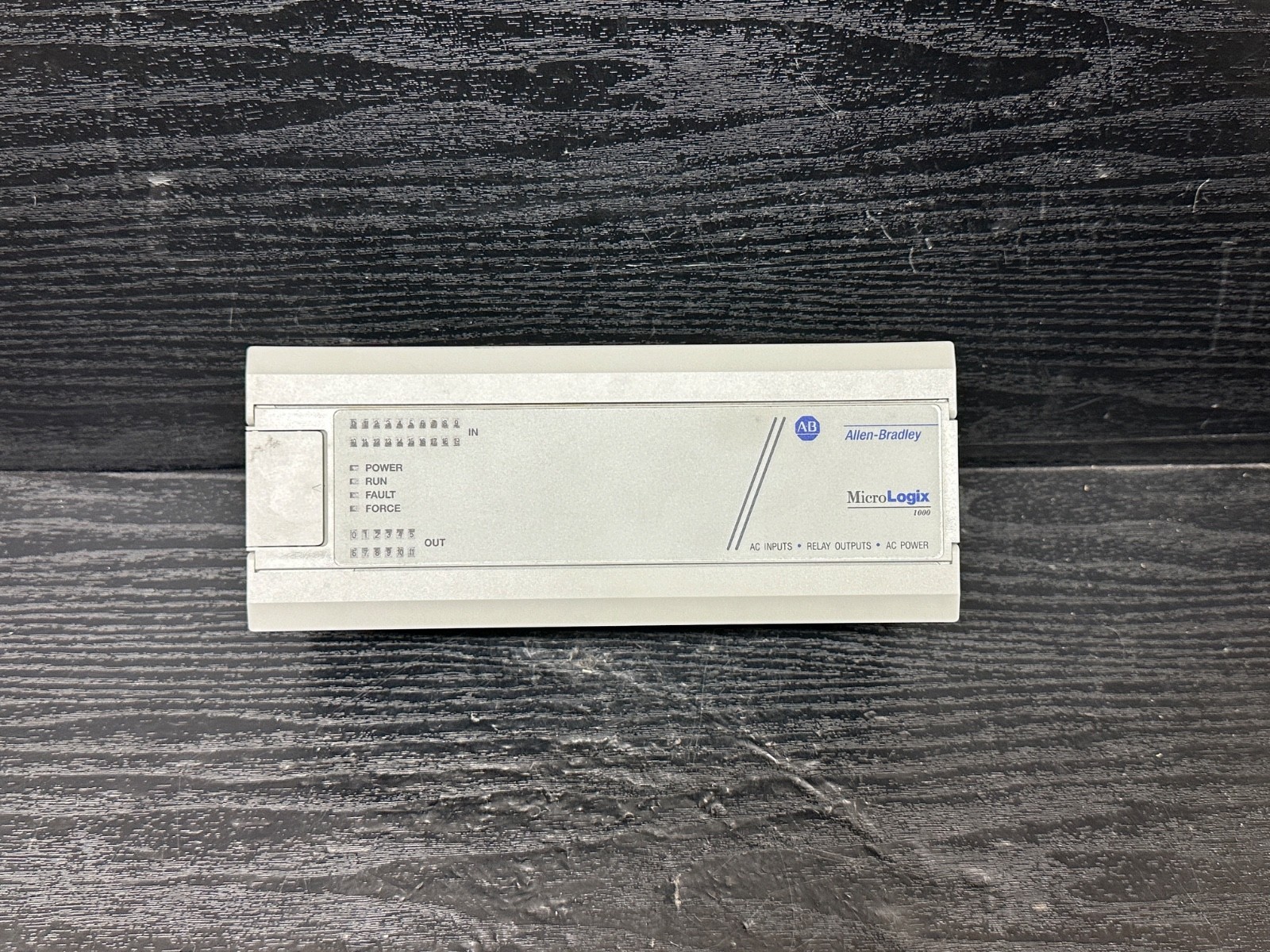 Allen Bradley 1761-L32AWA Ser E FRN 1.0 MicroLogix 1000 Controller CPU 32 Point