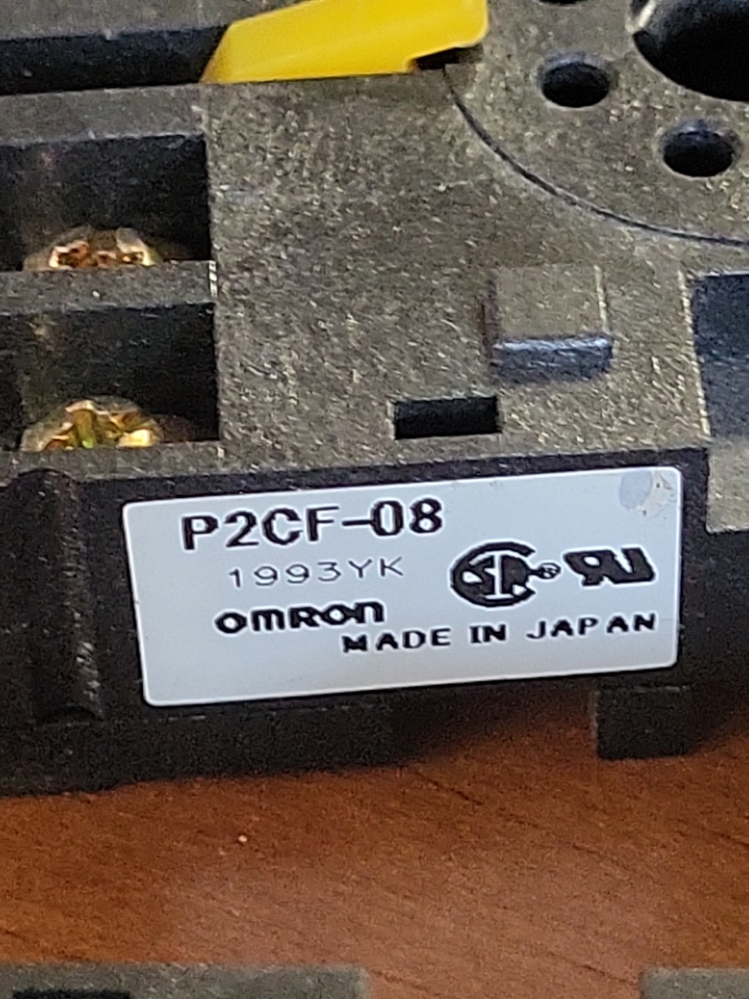 Lot of 2 Omron Brand New P2CF-08 10A 250V 8 PIN RELAY SOCKET BASE Japan