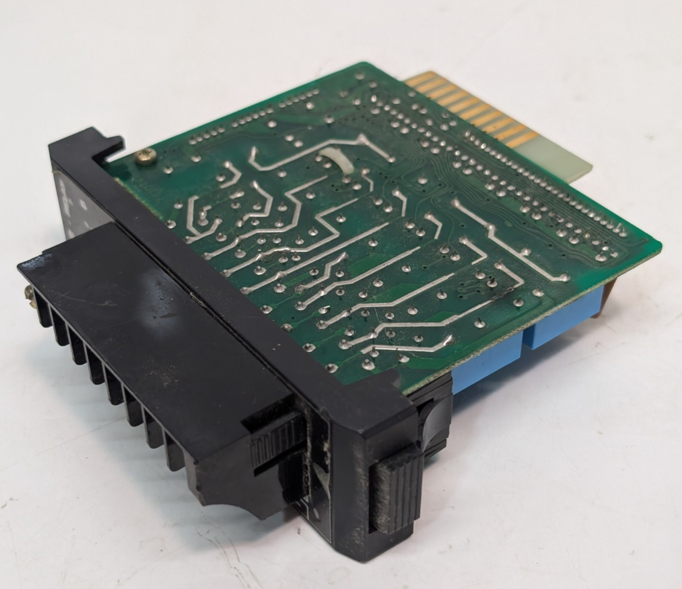 GE Fanuc IC610MDL182A digital Relay Output Module 16 circuits for Series One PLC