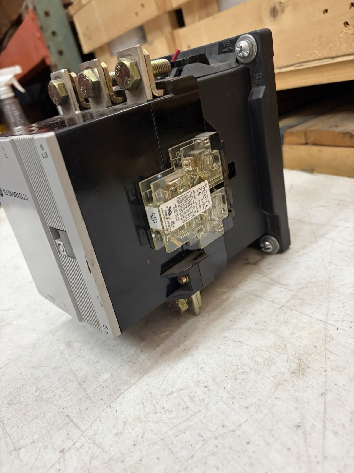 Allen-Bradley 100-B180N*3 Contactor Ser.B 120V 60Hz 110V 50Hz Free Shipping