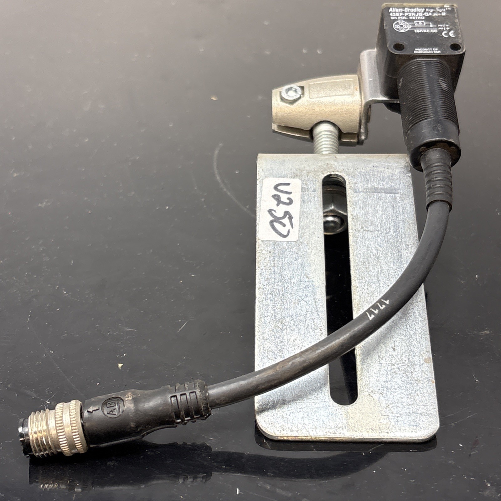 ALLEN BRADLEY 42EF-P2RJB-G4 SERIES B SENSOR (1)