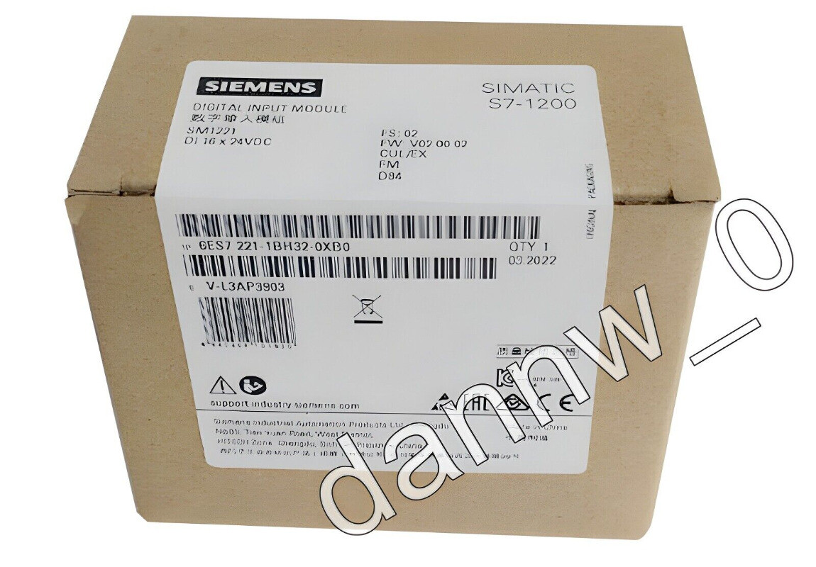 1PCS 6ES7221-1BH32-0XB0 6ES7 221-1BH32-0XB0 New in box Siemens extension module