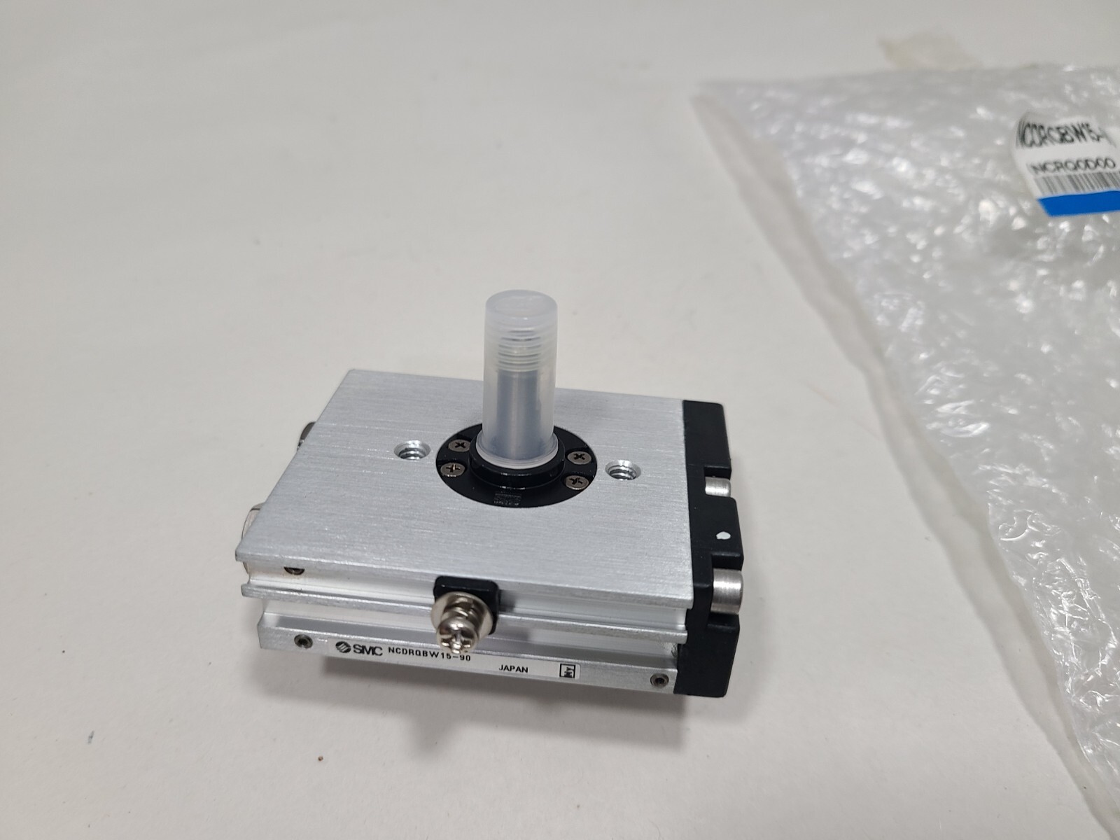 SMC NCDRQBW15-90 Pneumatic Actuator, New/open Box Condition
