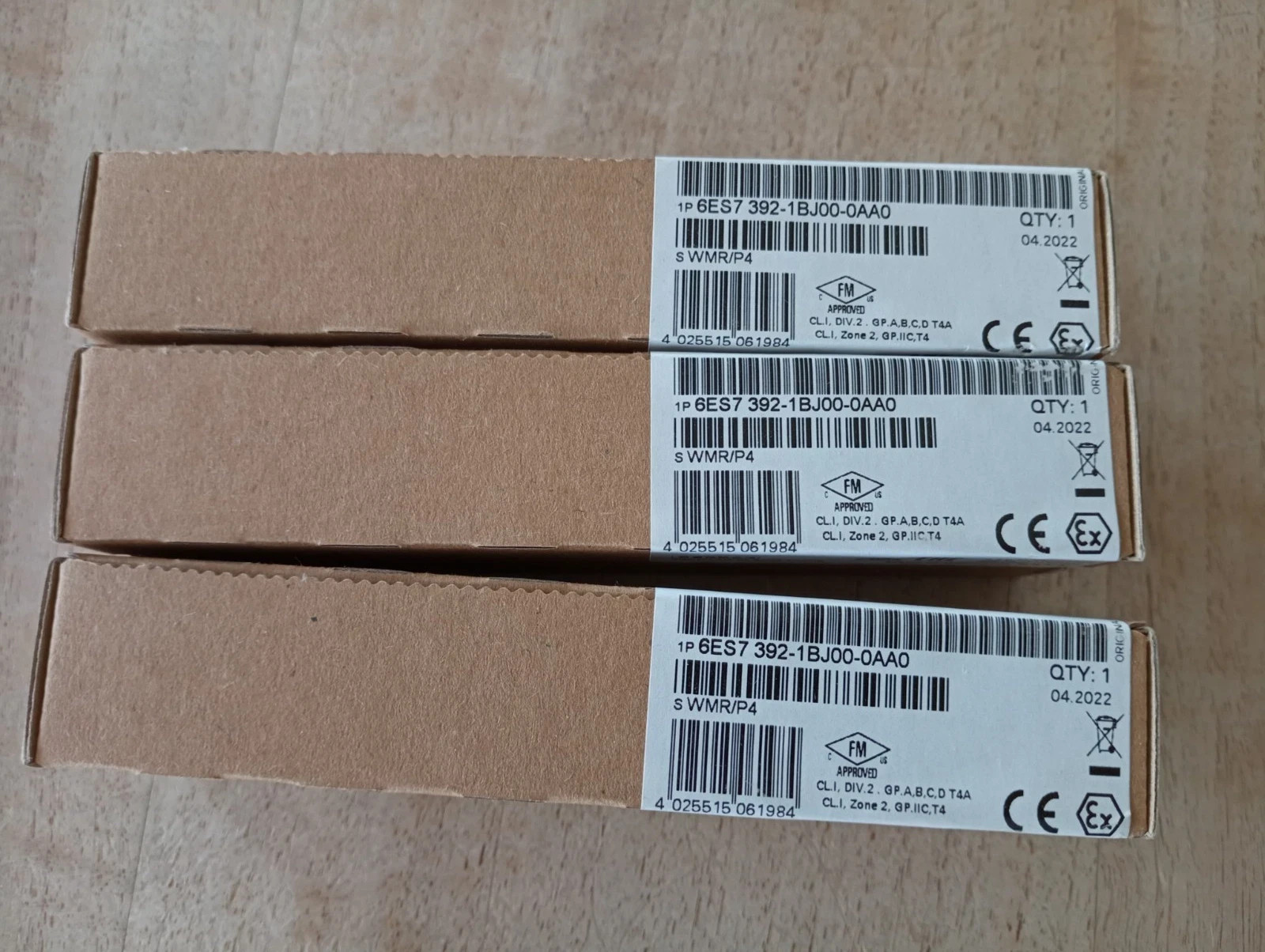 New Siemens 6ES7392-1BJ00-0AA0 6ES7 392-1BJ00-0AA0 1 Year Shipping Warranty
