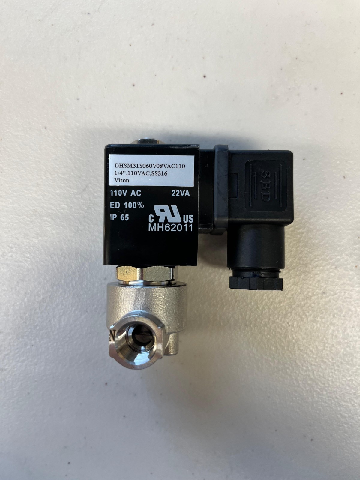 1/4″ NPT 110V AC Stainless Steel Solenoid Valve, Viton Seals, MH62011