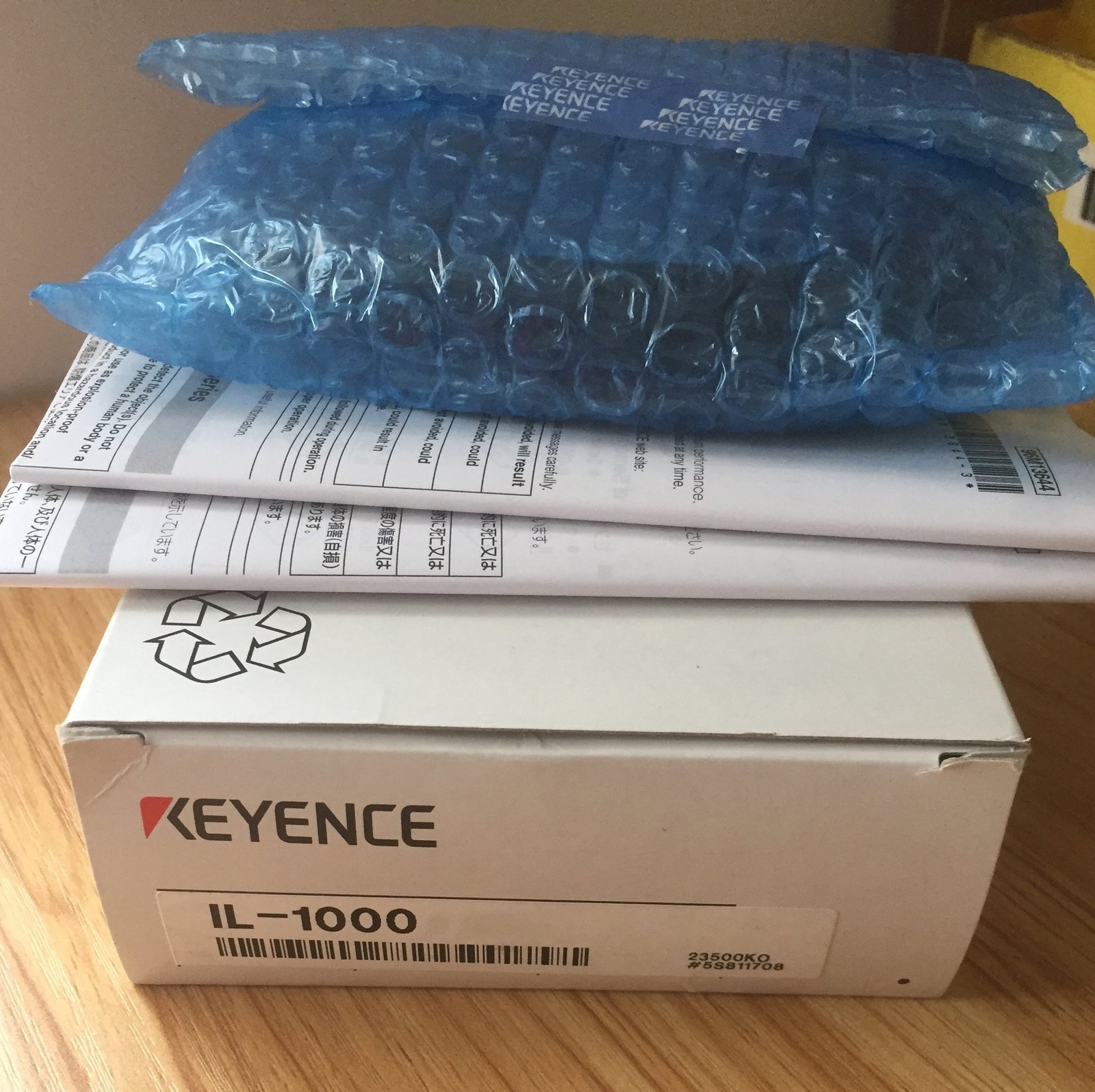 1PC New Keyence IL-1000 Laser Sensor IL1000 In Box US Free TAX US Free TAX