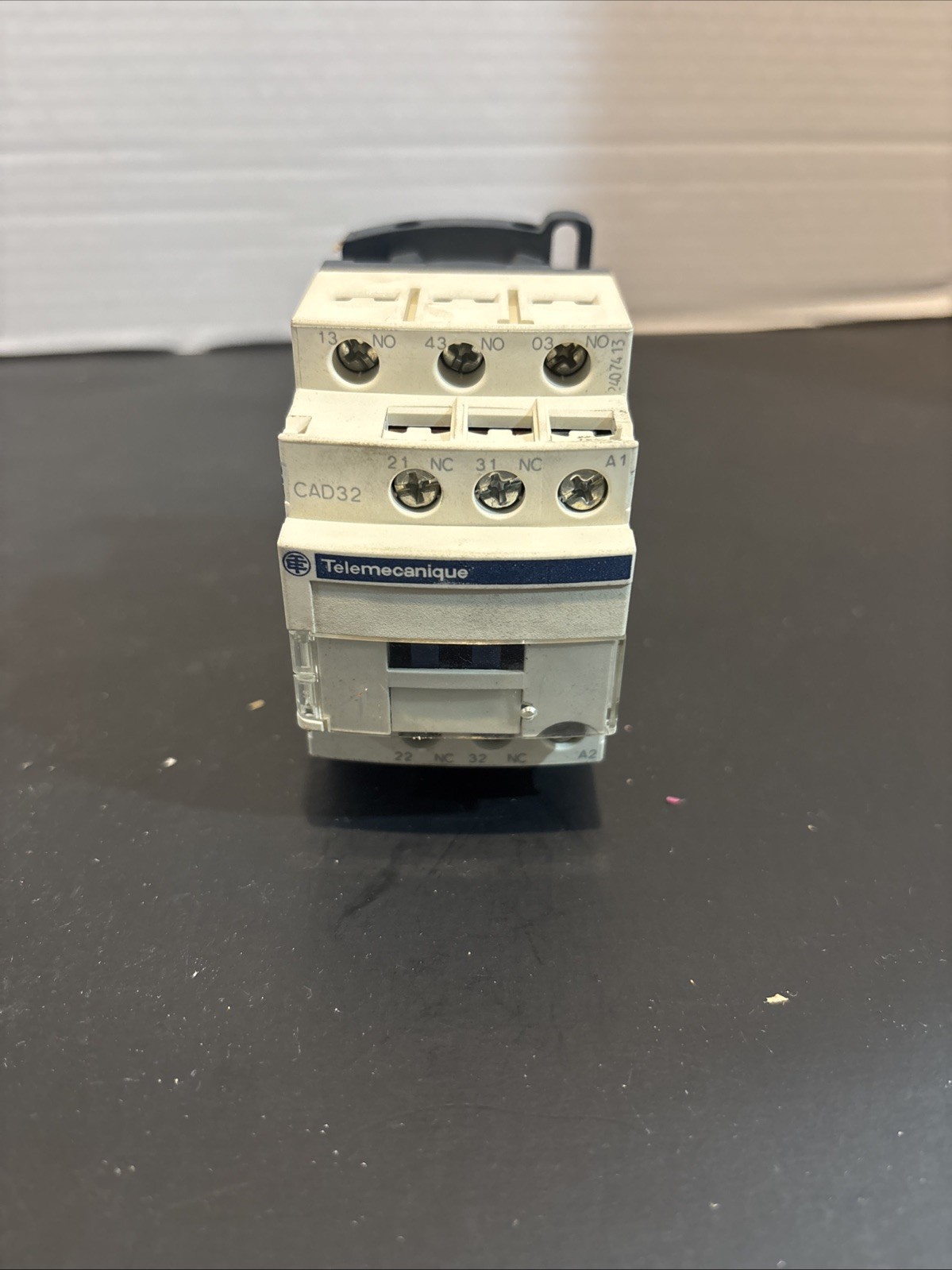 SCHNEIDER ELECTRIC TELEMECANIQUE CAD32 AUXILLARY CONTROL RELAY. NOS